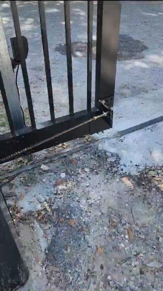 Roll Up Automatic Gates Repairs Bell Canyon CA